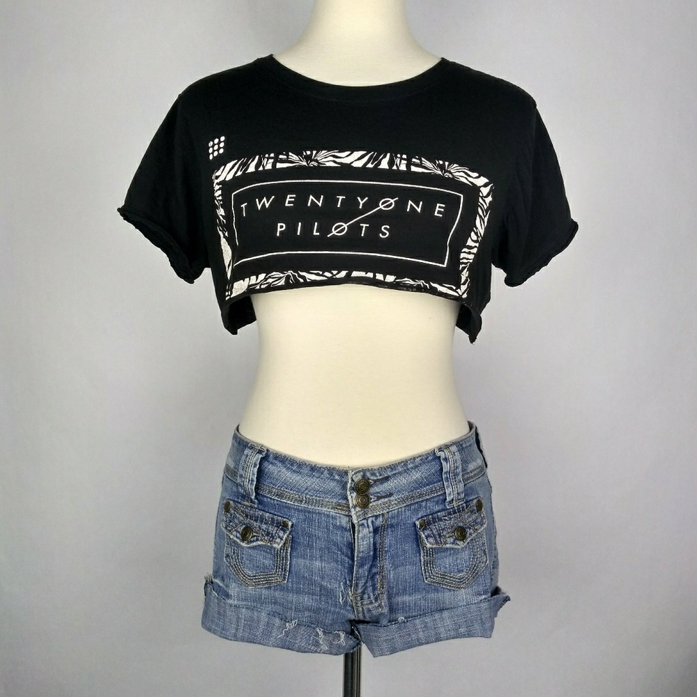 Hot Topic Twenty One Pilots Graphic Tee Crop Top - Picture 1 of 8